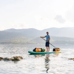 PADDLE FANATIC RAY AIR 13.6x35 PREMIUM 2022 GONFLABLE + PAGAIE CARBONE C35 COMPLET -FANATIC Soldes paddle fanatic ray air 136x35 premium 2022 gonflable pagaie carbone c35 complet 2