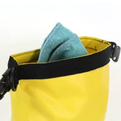 SAC ETANCHE HOWZIT 10L JAUNE -FANATIC Soldes sac etanche ryde 10l jaune 2