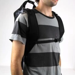 SAC ETANCHE HOWZIT 30L NOIR -FANATIC Soldes sac etanche ryde 30l noir 3